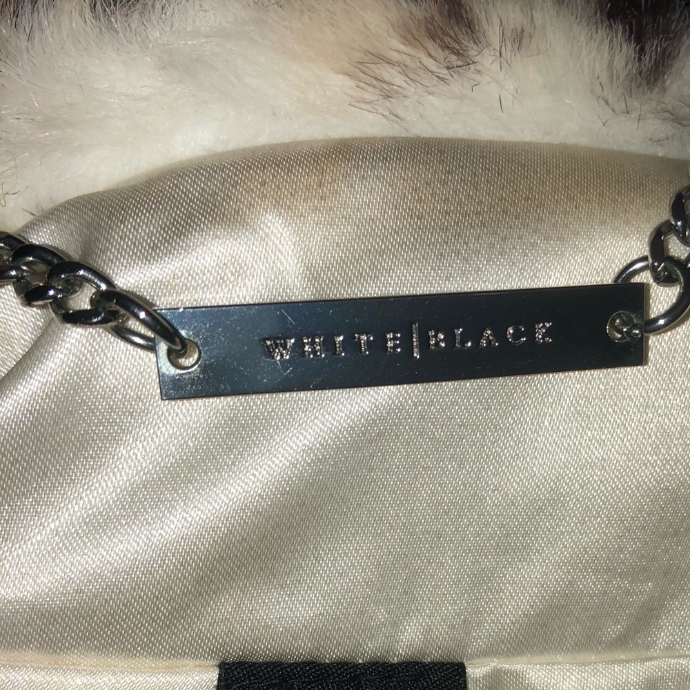 Fur coat - Picture 8 of 8